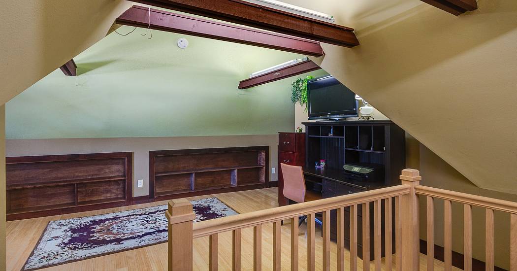 2026_2230_chadbourne_ave_int_cm_mls-49.jpg