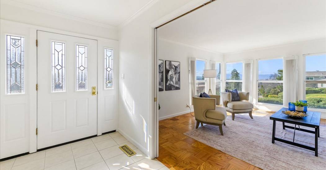 03-Foyer and Living Room.jpg