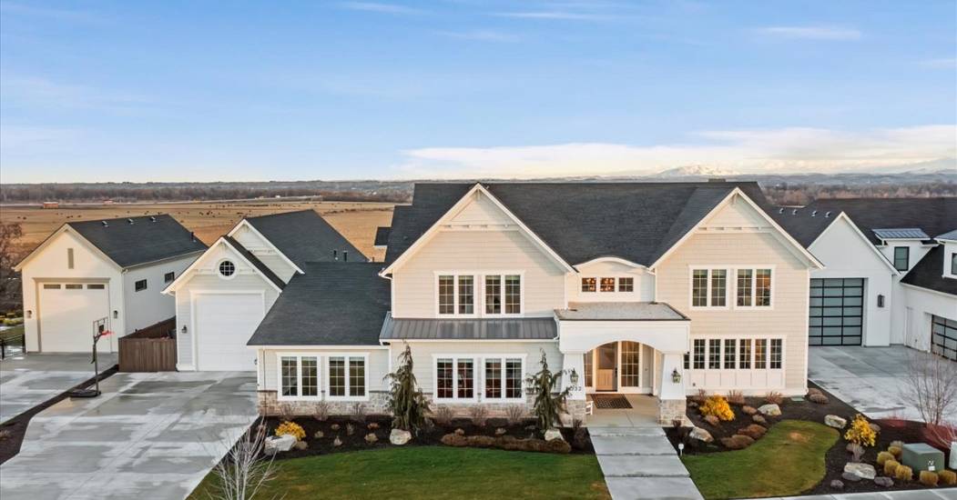 01-5032 Oakford Dr_002.jpg