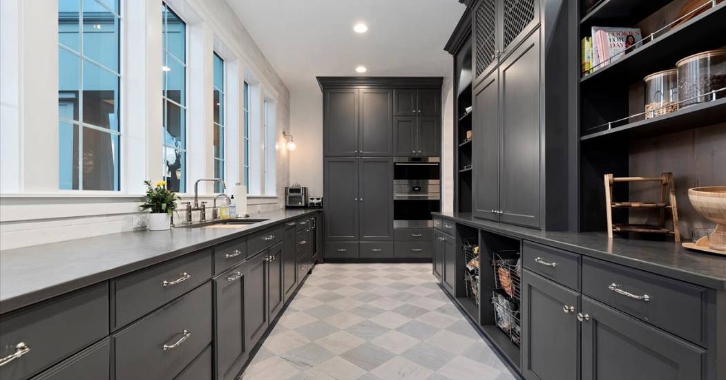 17-5032 Oakford Dr_039.jpg