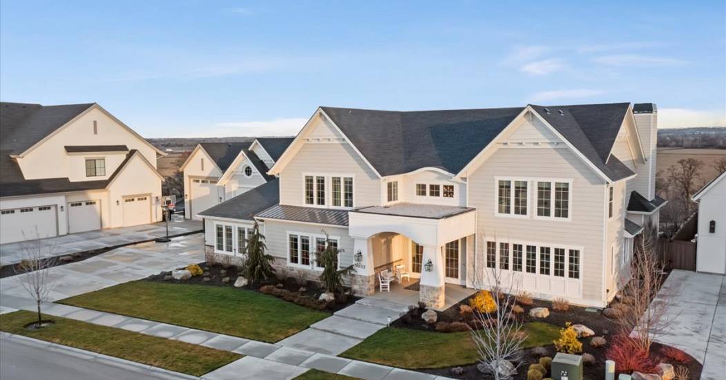 65-5032 Oakford Dr_001.jpg