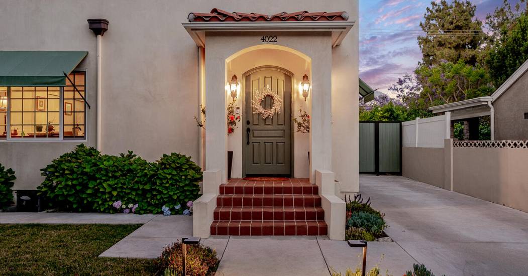 4022 Willowcrest Ave Studio-large-005-017-DSC6489Edit-1234x1000-72dpi.jpg
