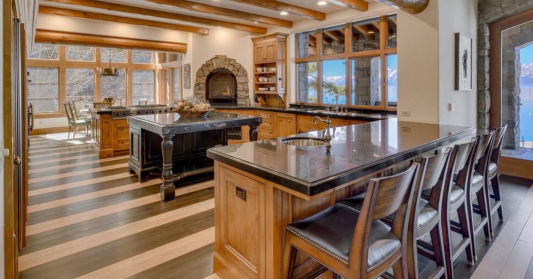 16  18 Stone Creek Ln-large-013-005-KitchenBreakfast Bar-1500x1000-72dpi.jpg