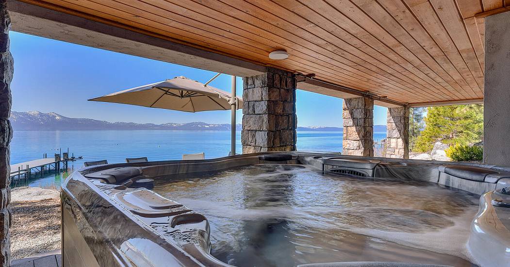 16  18 Stone Creek Ln-large-051-042-Hot Tub-1500x1000-72dpi.jpg