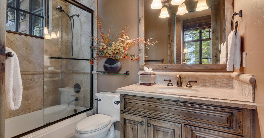 2388 Overlook Pl Truckee CA-large-034-039-Bathroom-1500x1000-72dpi.jpg