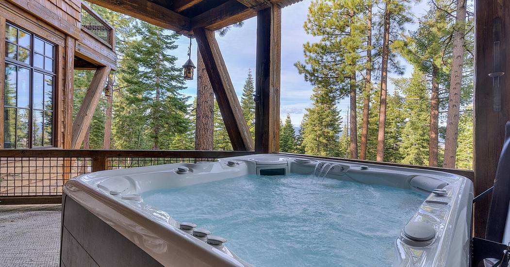 2388 Overlook Pl Truckee CA-large-051-044-Hot Tub-1500x1000-72dpi.jpg