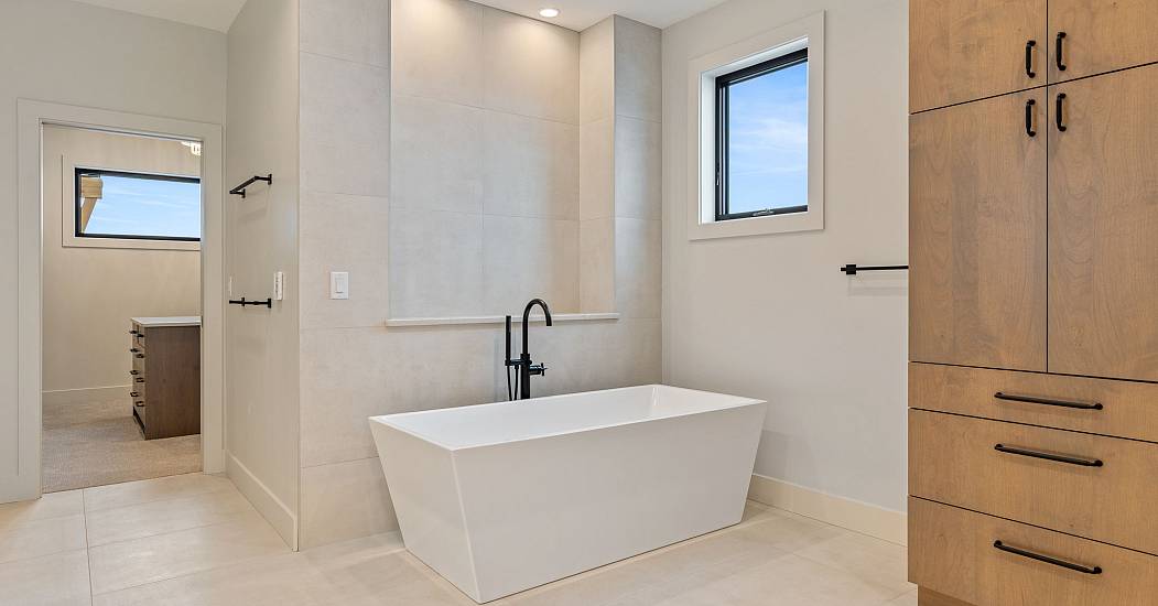 76-web-or-mls-442-balsam-dr.jpg