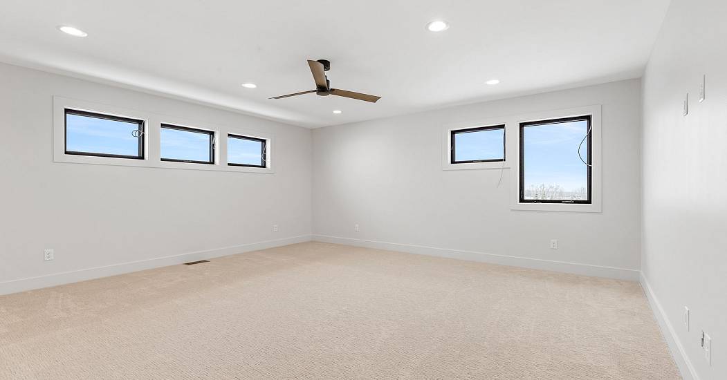 112-web-or-mls-442-balsam-dr.jpg