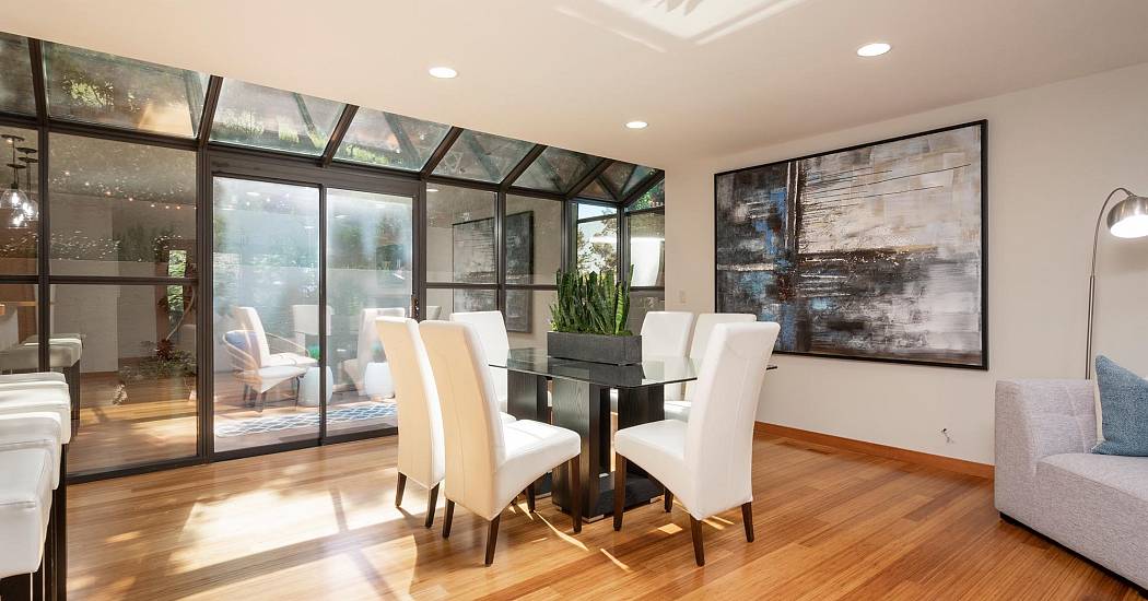 12W - Dining Room - 1700 Valley View.jpg