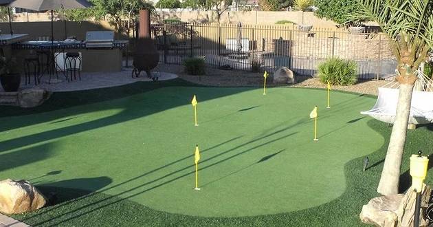 Putting+Green+Image+AZ.jpg