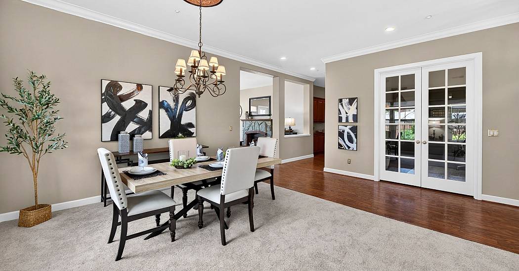 14-Dining.jpg