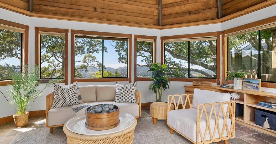 1100BayhillsDrive23_MLS.jpg