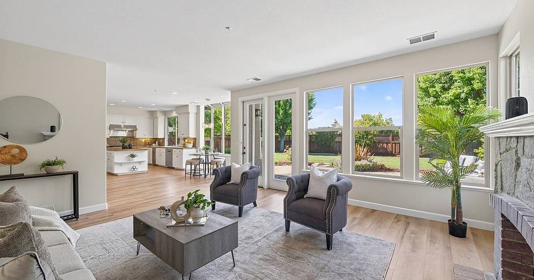 24-Family Room to Kitchen.jpg
