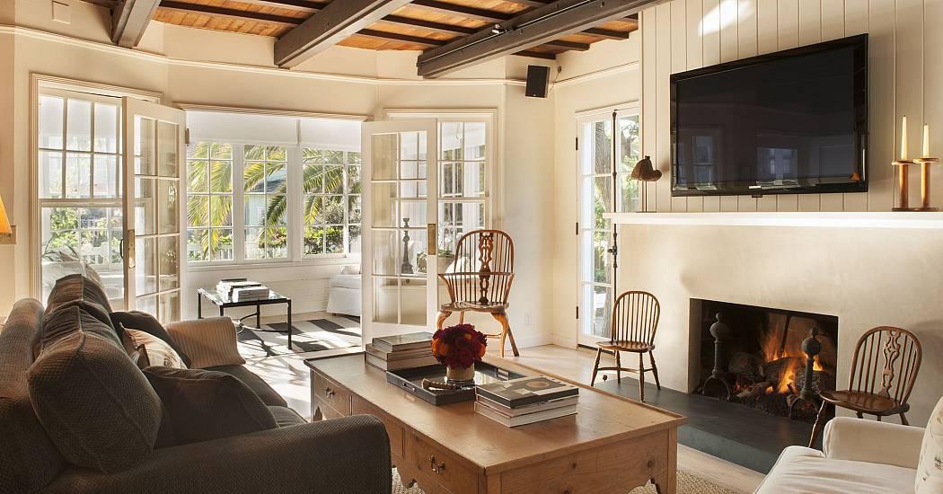 LivingRoom1.jpg