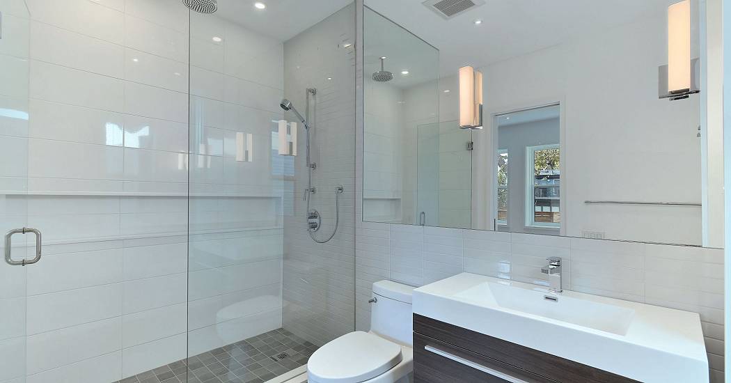 021-Ensuite With Large Walk-In Glass Shower.jpg