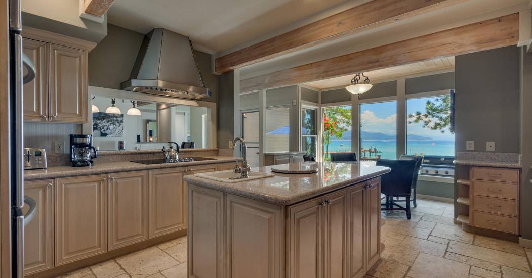 021-101-Kitchen-1500x1000.jpg