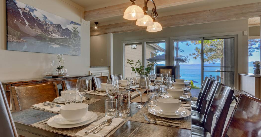 064-151-Dining Room Detail-1500x1000.jpg