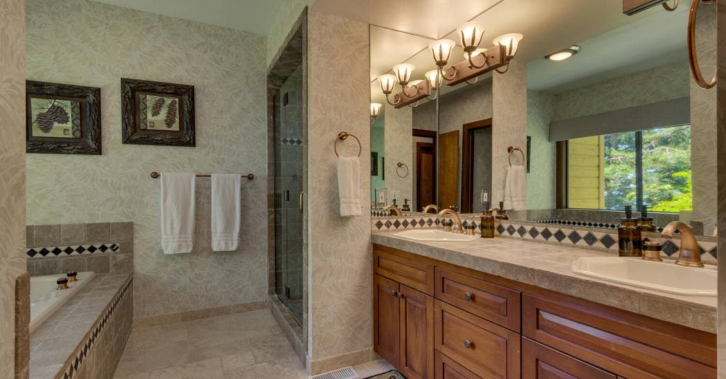 047-119-Bathroom-1500x1000.jpg