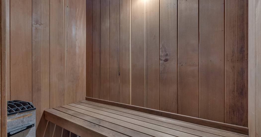 050-120-Sauna-1500x1000.jpg