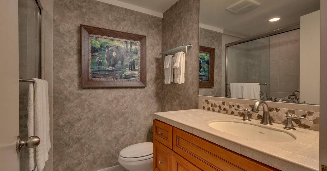 053-133-Bathroom-1500x1000.jpg