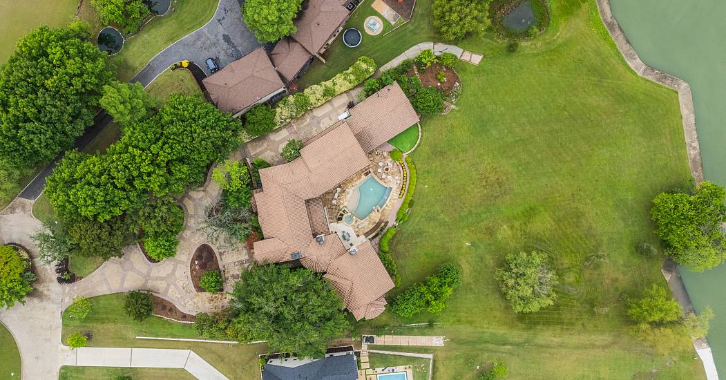 54-web-or-mls-8-meadowlake-dr.jpg