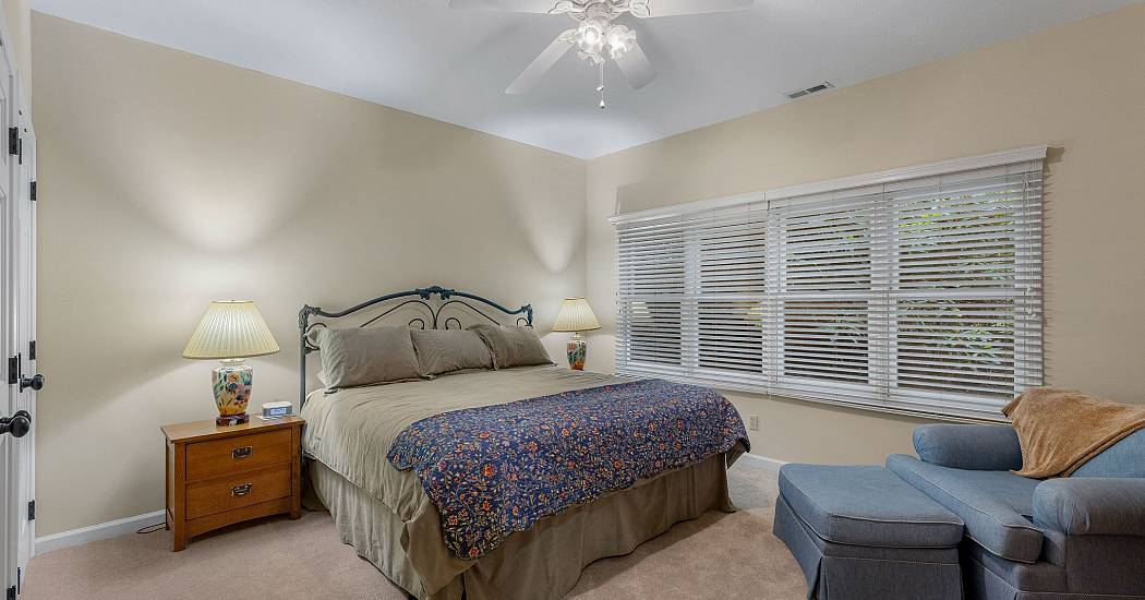 16 Hemlock Way - Photos (41).jpg