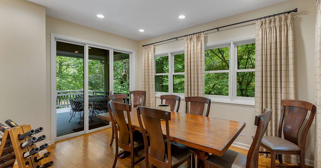 16 Hemlock Way - Photos (33).jpg