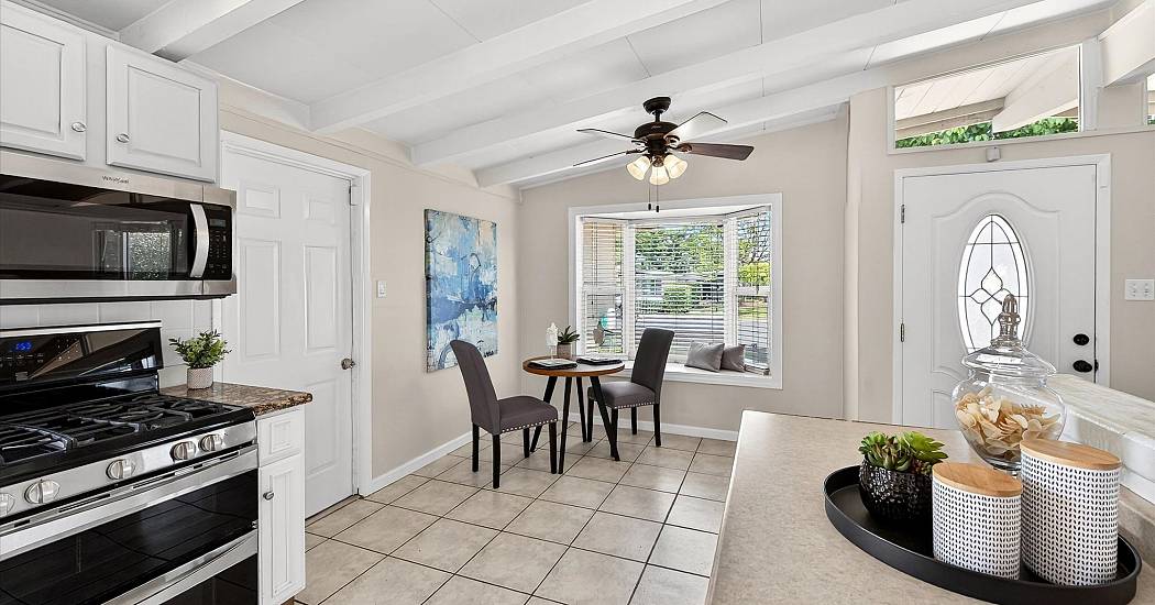 15-Kitchen to Dining.jpg