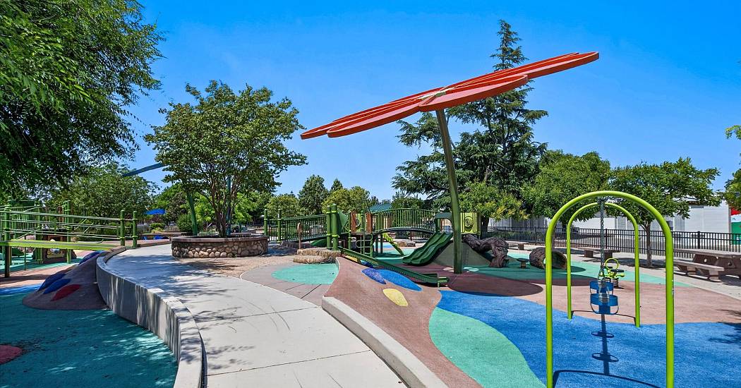 39-Community Park.jpg