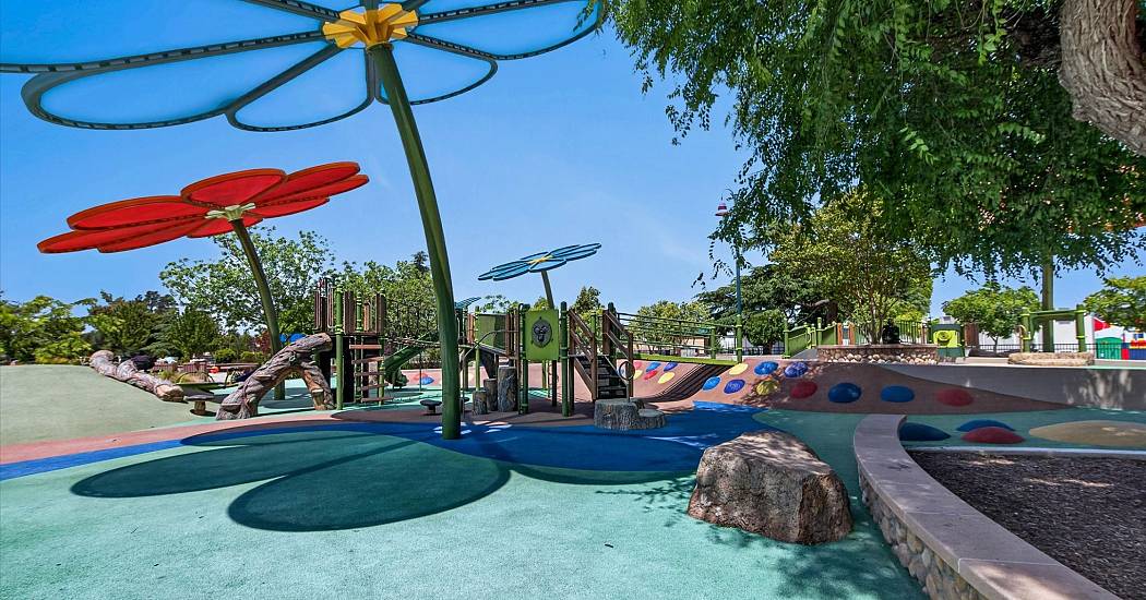 41-Community Park.jpg
