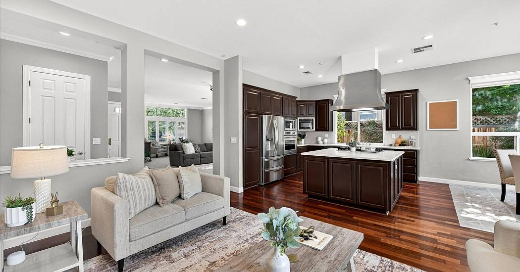 26-Family Room to Kitchen.jpg