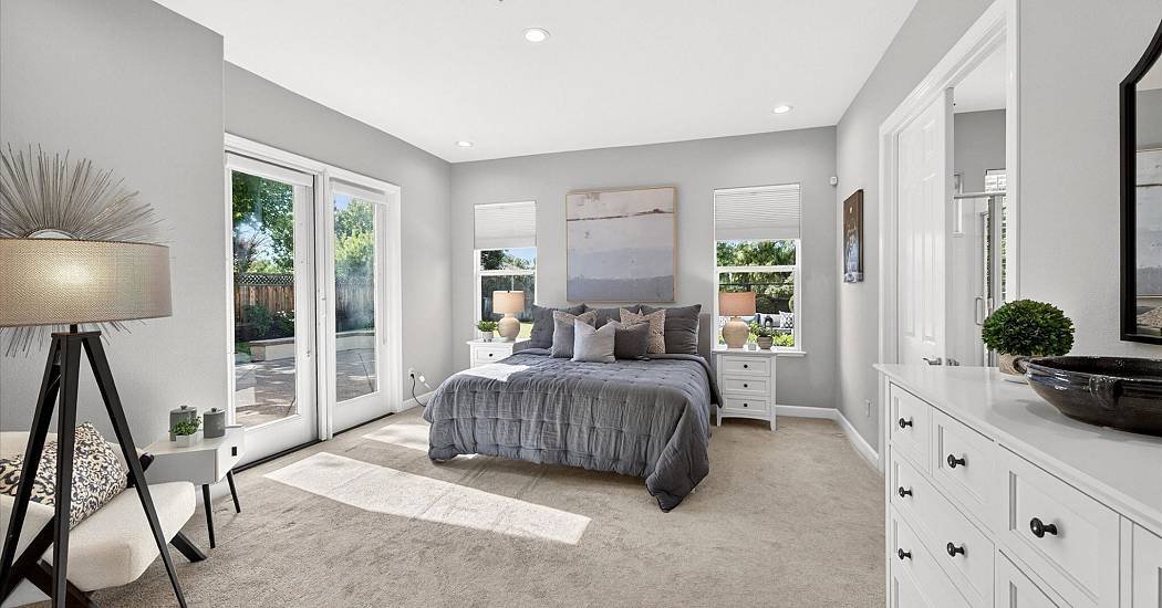 38-Primary Bedroom.jpg