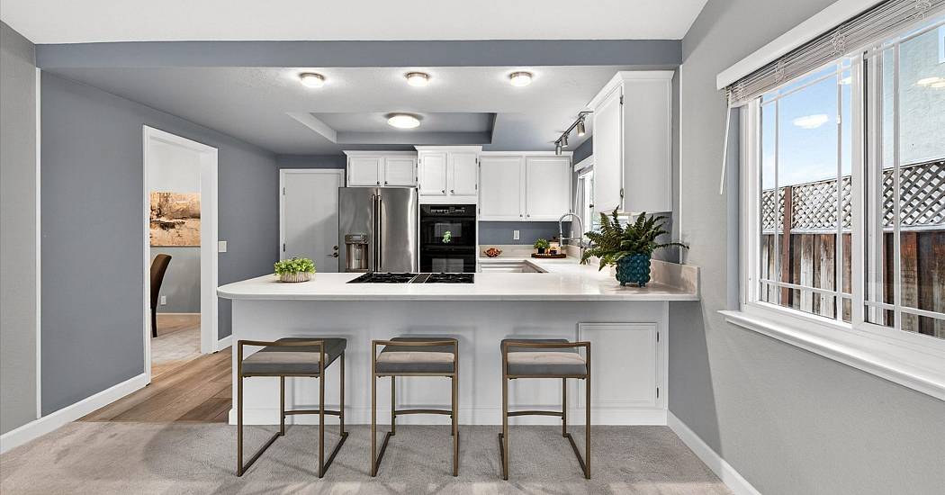 20-Kitchen.jpg
