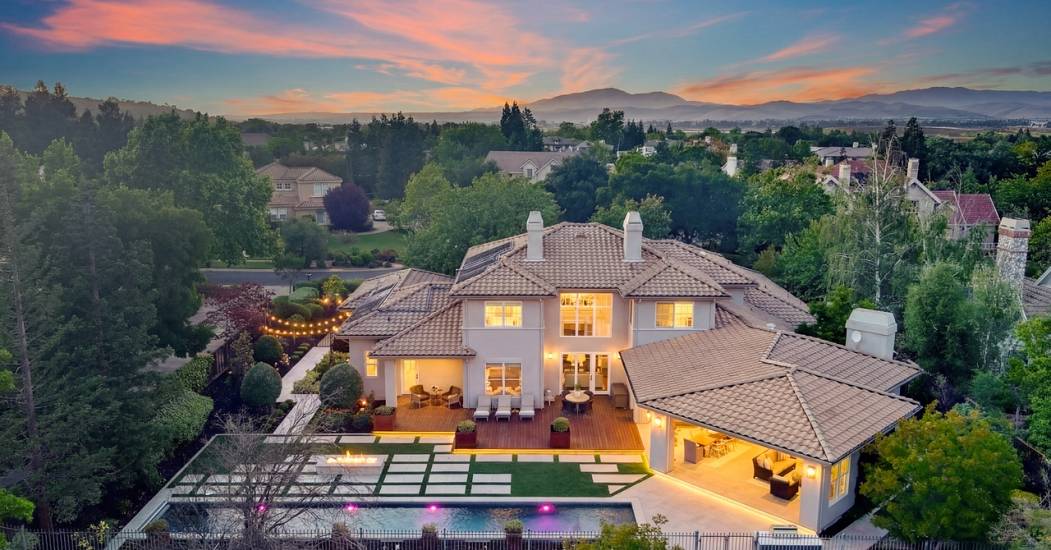 1220_Piemonte_Dr_Pleasanton_7_of_158_1280x850.jpg