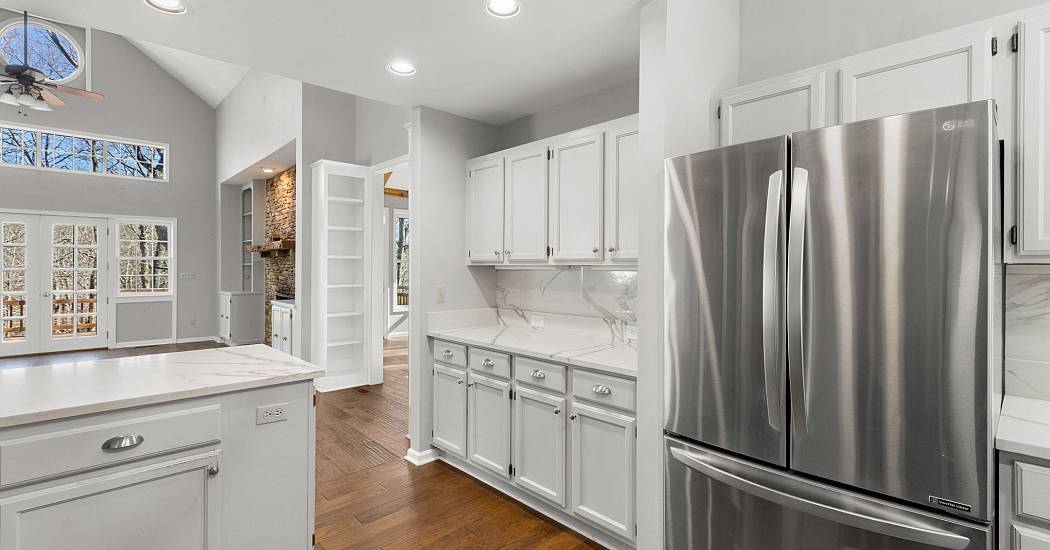 451 Crescent Trail - Photos (15).jpg