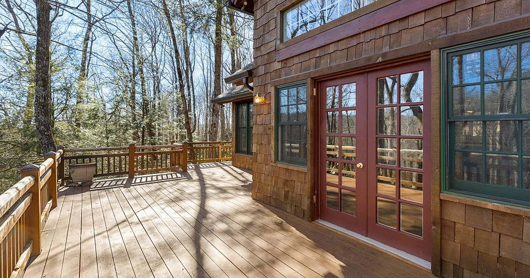 451 Crescent Trail - Photos (24).jpg