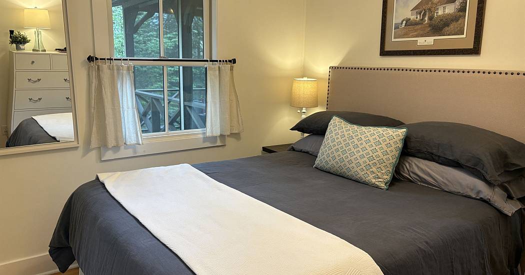 Guest Bedroom.jpeg