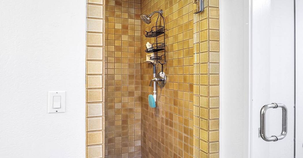 K Bathroom 1b.jpg