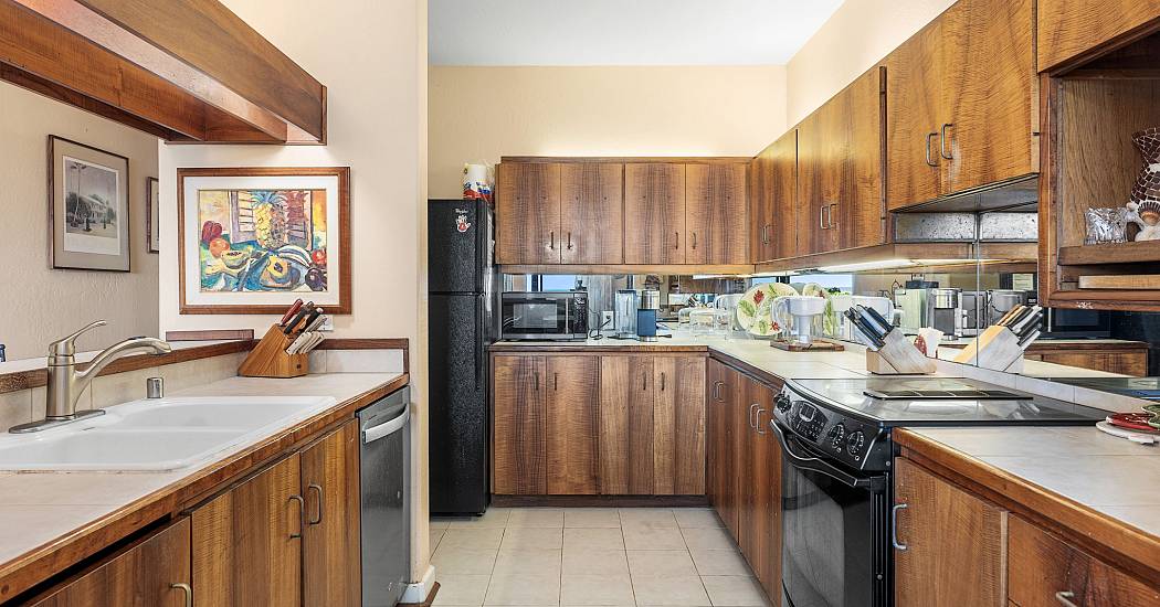 Kitchen 3.jpg