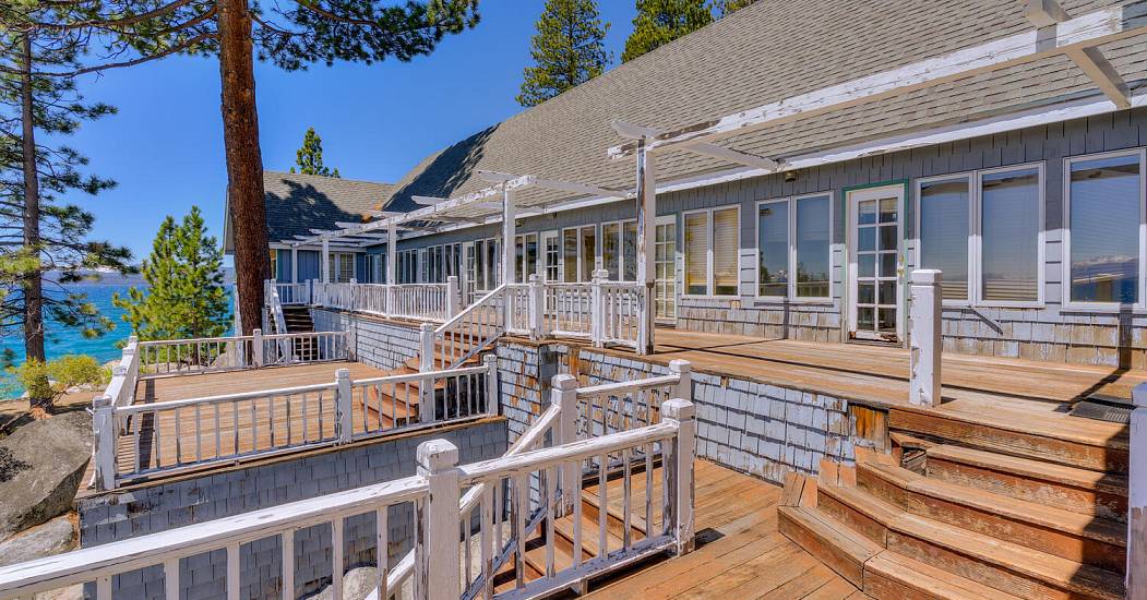 016-015-Deck Walkway-1500x1000.jpg
