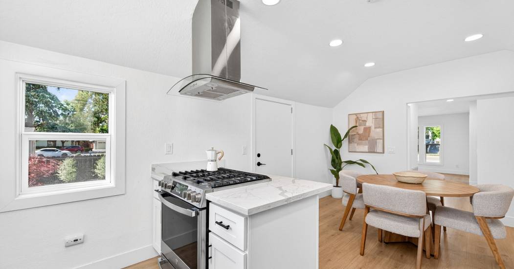 1038_Division_St_Pleasanton_25_of_65_1280x850.jpg