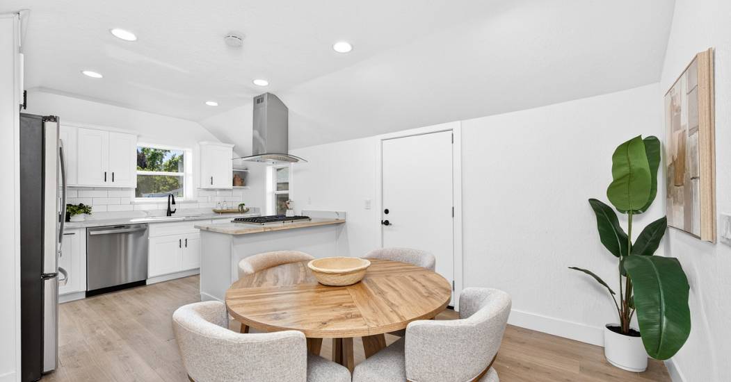 1038_Division_St_Pleasanton_19_of_65_1280x850.jpg