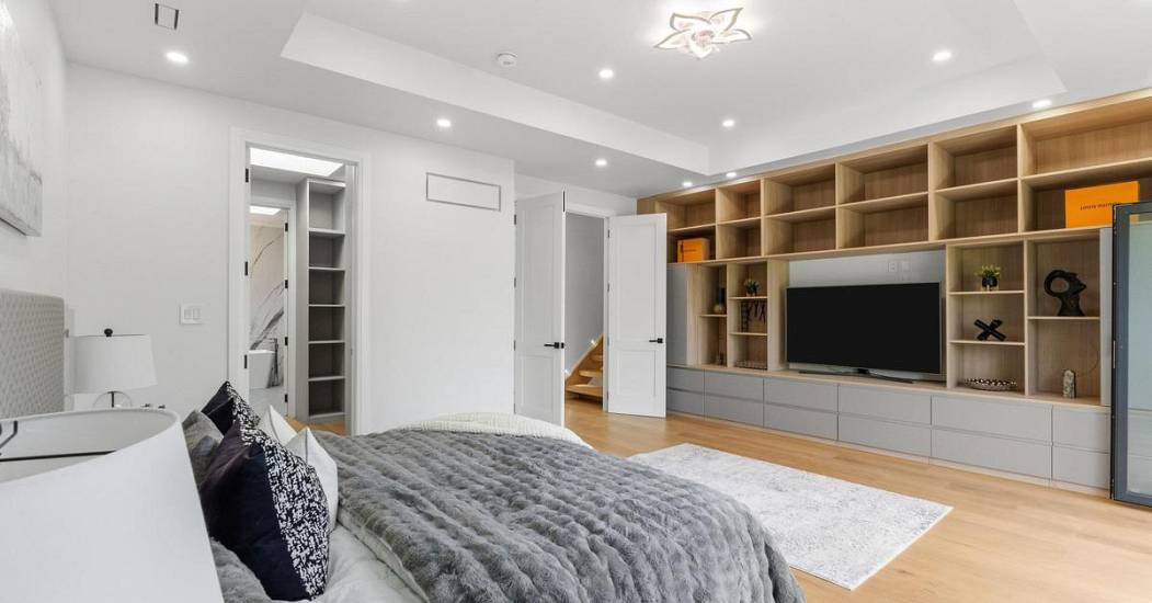 4527364.jpg