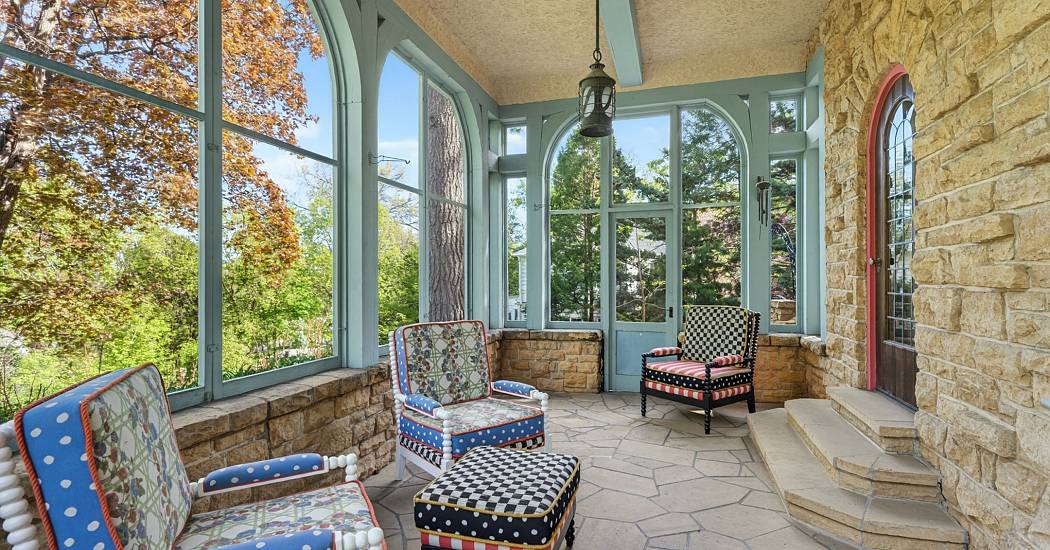 2026_3452_crestwood_dr_cm_mls-59.jpg