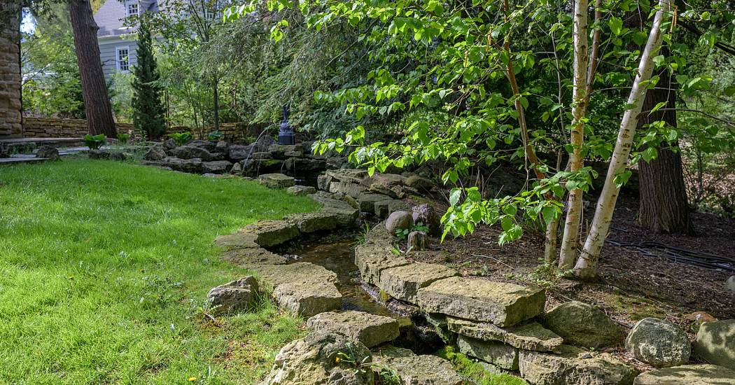 2026_3452_crestwood_dr_cm_mls-82.jpg