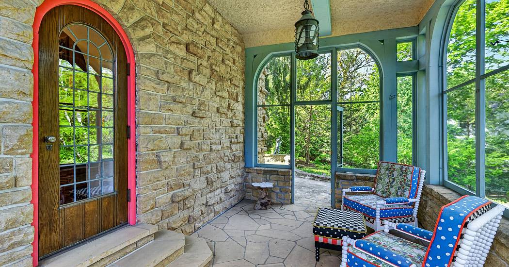 2026_3452_crestwood_dr_cm_mls-60.jpg