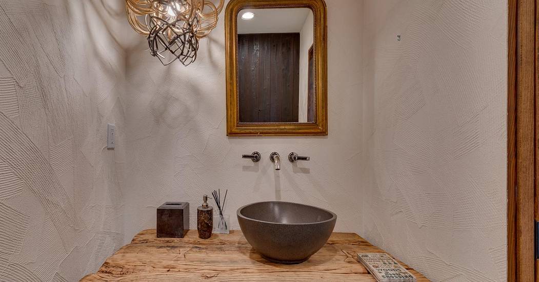 028-030-Half Bathroom-1500x1000.jpg