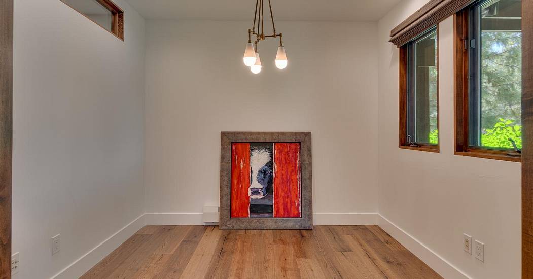 043-039-Family Room-1500x1000.jpg