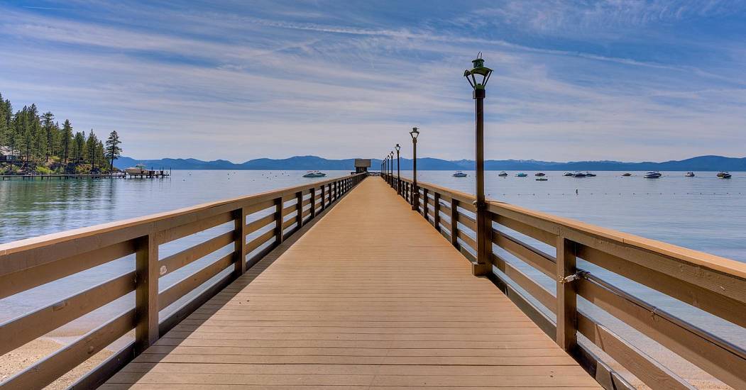 062-046-Glenbrook Pier-1500x1000.jpg
