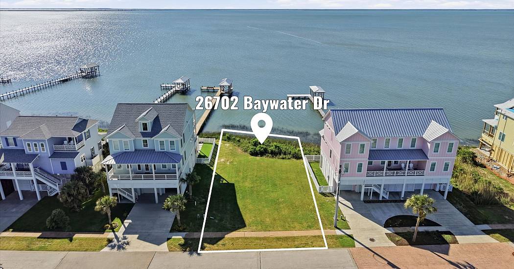 17-26702 Baywater Dr-5-1.jpg